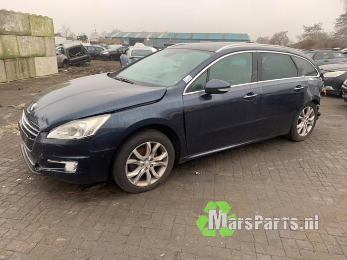 Peugeot 508 SW 1.6 THP 16V Skrotfordon (2014, BLAUW)