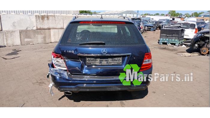 Mercedes C Estate 1.6 C-180 16V BlueEfficiency Vehículo de desguace (2014, Azul)