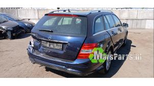 Mercedes C Estate 1.6 C-180 16V BlueEfficiency Vehículo de desguace (2014, Azul)