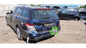 Mercedes C Estate 1.6 C-180 16V BlueEfficiency Vehículo de desguace (2014, Azul)