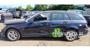 Mercedes C Estate 1.6 C-180 16V BlueEfficiency Vehículo de desguace (2014, Azul)