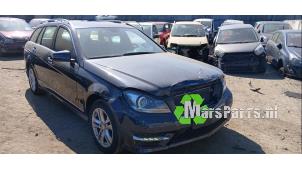 Mercedes C Estate 1.6 C-180 16V BlueEfficiency Vehículo de desguace (2014, Azul)