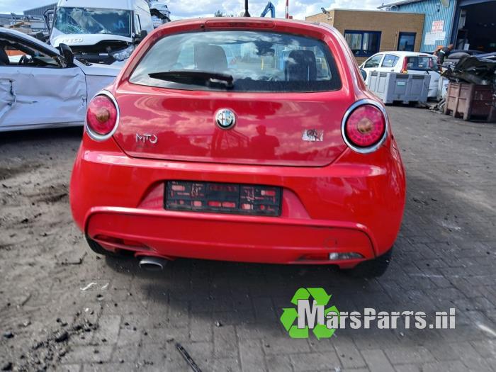 Alfa Romeo Mito Épave (2009, Rouge)