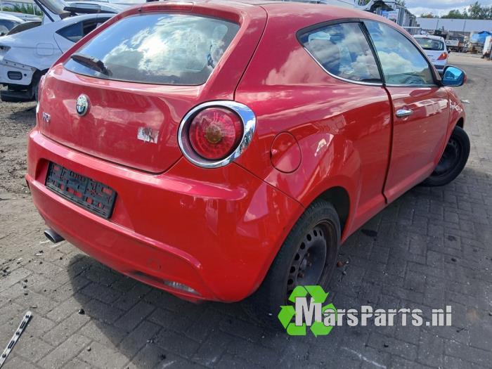 Alfa Romeo Mito Épave (2009, Rouge)