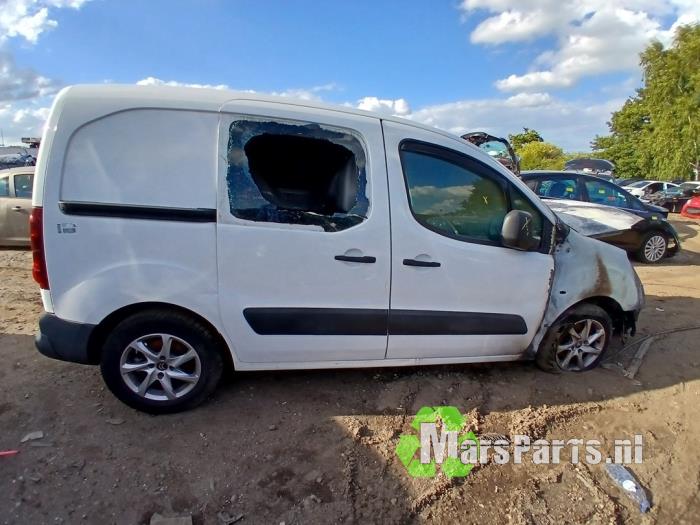 Citroen Berlingo 1.6 Hdi 16V 90 Samochód złomowany (2010, Granit)