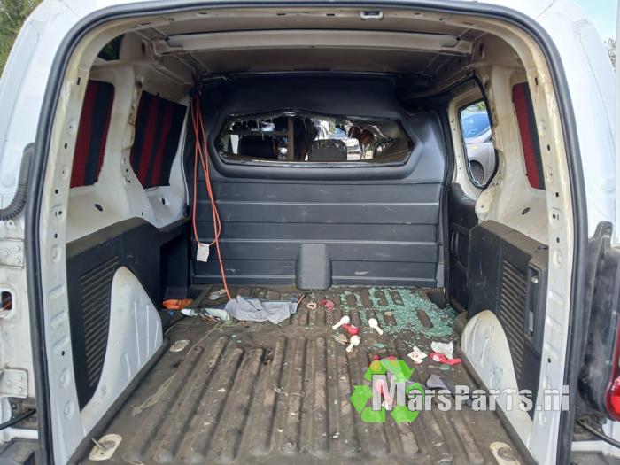 Citroen Berlingo 1.6 Hdi 16V 90 Samochód złomowany (2010, Granit)