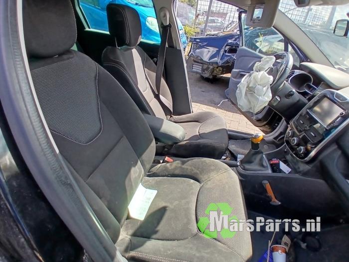 Renault Clio IV Estate/Grandtour 1.5 Energy dCi 90 FAP Épave (2015, Noir)