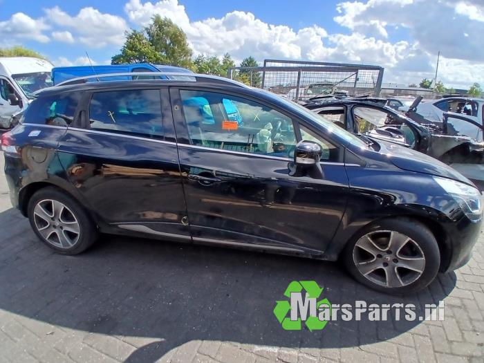 Renault Clio IV Estate/Grandtour 1.5 Energy dCi 90 FAP Épave (2015, Noir)