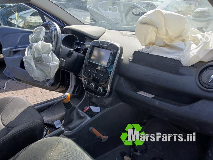 Renault Clio IV Estate/Grandtour 1.5 Energy dCi 90 FAP Épave (2015, Noir)