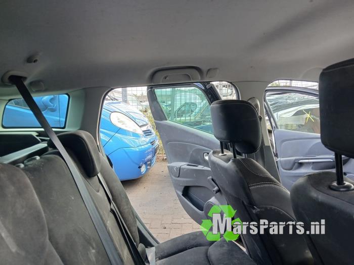 Renault Clio IV Estate/Grandtour 1.5 Energy dCi 90 FAP Épave (2015, Noir)