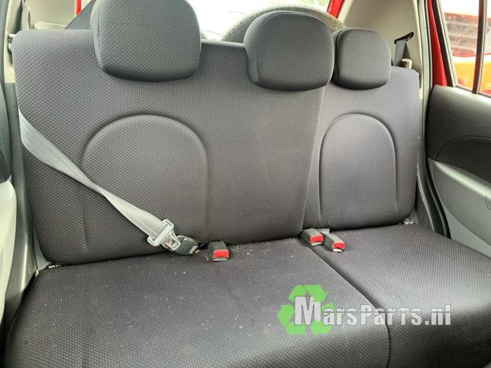 Daihatsu Sirion 2 1.0 12V DVVT Skrotfordon (2007, ROOD)