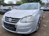 Volkswagen Jetta III 1.6 Samochód złomowany (2006, Szary)