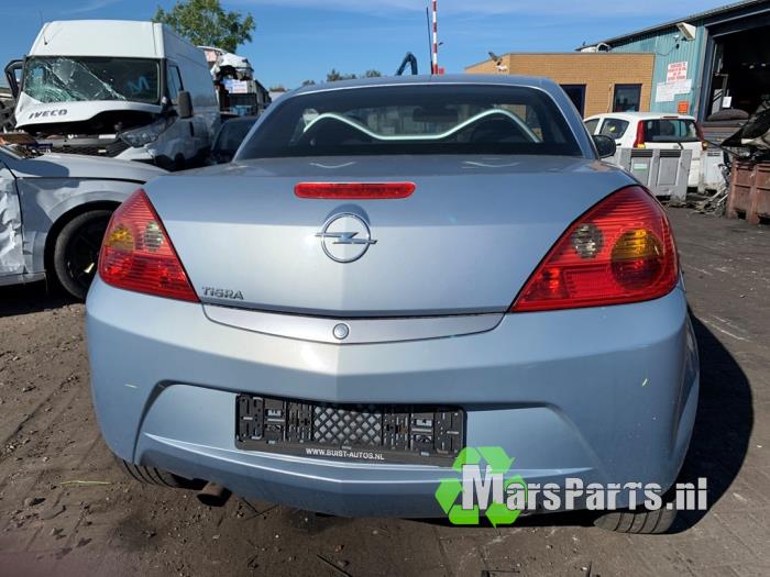 Opel Tigra Twin Top 1.4 16V Samochód złomowany (2005, Niebieski)