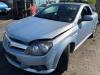 Opel Tigra Twin Top 1.4 16V Samochód złomowany (2005, Niebieski)