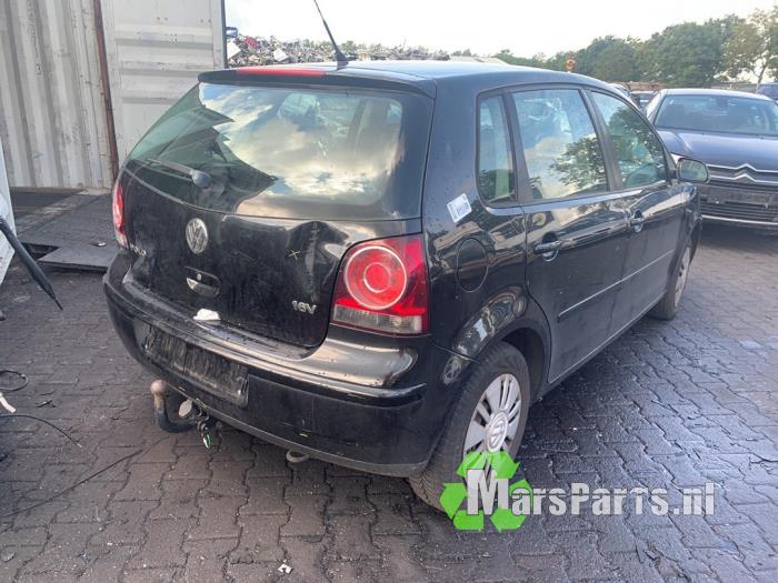 Volkswagen Polo IV 1.4 16V Salvage vehicle (2005, Black)
