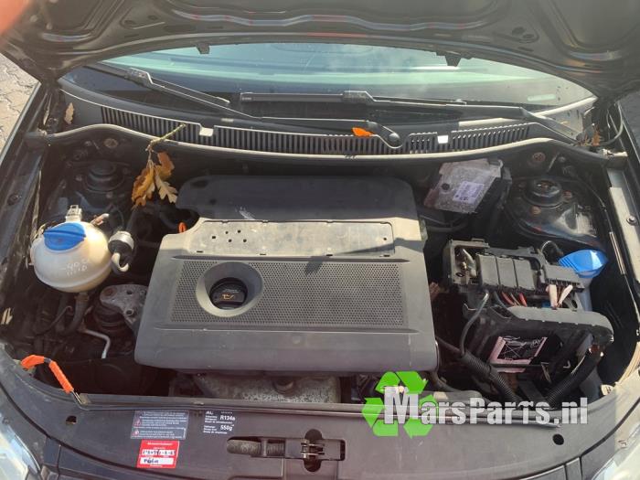 Volkswagen Polo IV 1.4 16V Salvage vehicle (2005, Black)