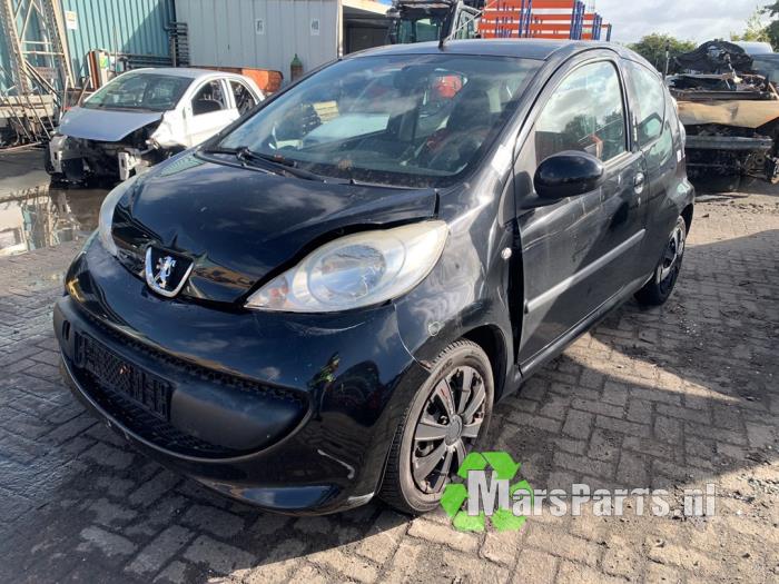Peugeot 107 1.0 12V Salvage vehicle (2008, Black)