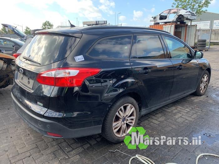 Ford Focus 3 Wagon 1.0 Ti-VCT EcoBoost 12V 125 Salvage vehicle (2013, Black)