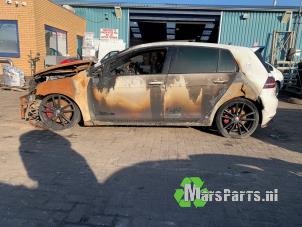 Volkswagen Golf VII 2.0 GTI 16V Clubsport Épave (2016, Blanc)