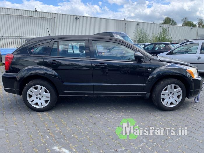 Dodge Caliber 2.0 16V Schrottauto (2011, Schwarz)