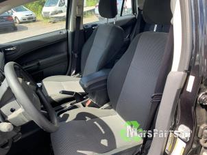 Dodge Caliber 2.0 16V Schrottauto (2011, Schwarz)