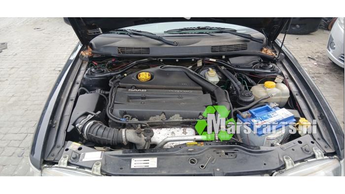 Saab 9-3 I 2.0t 16V Ecopower Samochód złomowany (2002, Czarny)