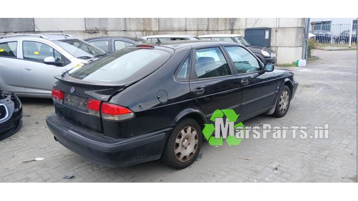 Saab 9-3 I 2.0t 16V Ecopower Samochód złomowany (2002, Czarny)