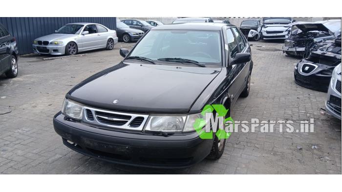 Saab 9-3 I 2.0t 16V Ecopower Samochód złomowany (2002, Czarny)