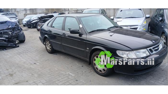 Saab 9-3 I 2.0t 16V Ecopower Samochód złomowany (2002, Czarny)