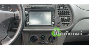 Saab 9-3 I 2.0t 16V Ecopower Samochód złomowany (2002, Czarny)
