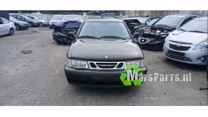 Saab 9-3 I 2.0t 16V Ecopower Samochód złomowany (2002, Czarny)