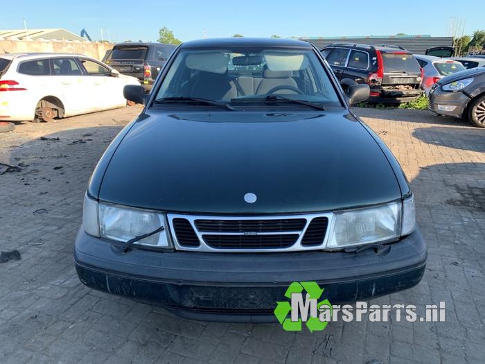 Saab 900 II 2.0 i,Si 16V Samochód złomowany (1995, Zielony)