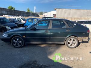 Saab 900 II 2.0 i,Si 16V Samochód złomowany (1995, Zielony)