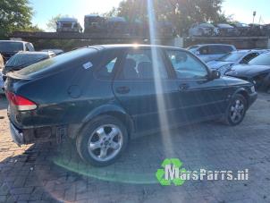 Saab 900 II 2.0 i,Si 16V Samochód złomowany (1995, Zielony)