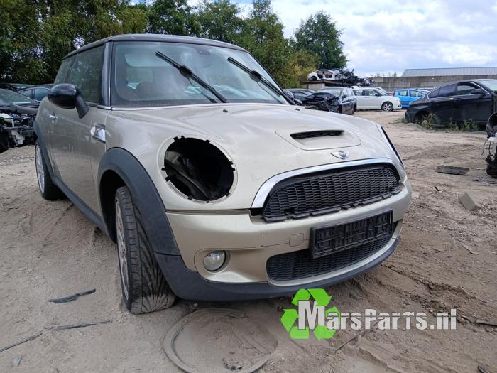 Mini Mini 1.6 16V Cooper S Vehículo de desguace (2006, Gris)