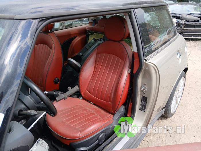 Mini Mini 1.6 16V Cooper S Vehículo de desguace (2006, Gris)