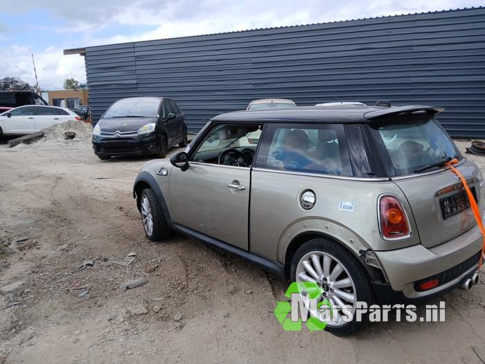 Mini Mini 1.6 16V Cooper S Vehículo de desguace (2006, Gris)