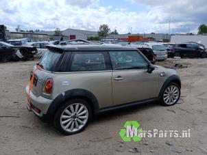 Mini Mini 1.6 16V Cooper S Vehículo de desguace (2006, Gris)