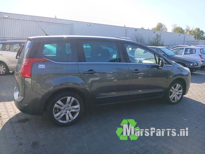 Peugeot 5008 I 1.6 THP 16V Vehículo de desguace (2009, Gris)