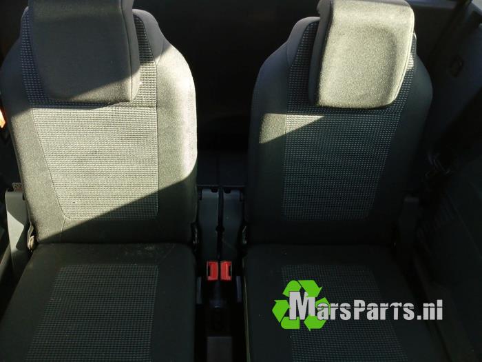Peugeot 5008 I 1.6 THP 16V Vehículo de desguace (2009, Gris)