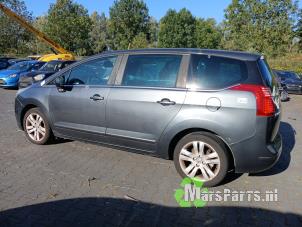 Peugeot 5008 I 1.6 THP 16V Vehículo de desguace (2009, Gris)