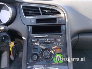 Peugeot 5008 I 1.6 THP 16V Vehículo de desguace (2009, Gris)