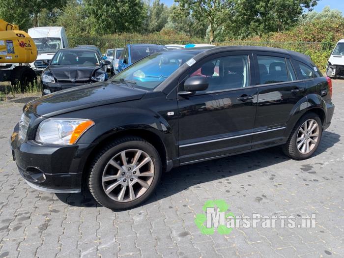 Dodge Caliber 2.0 16V Vehículo de desguace (2010, Negro)