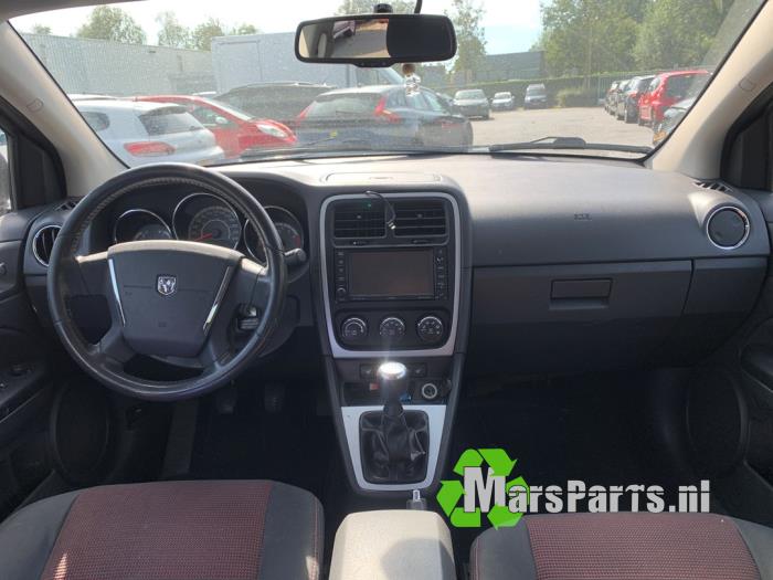 Dodge Caliber 2.0 16V Vehículo de desguace (2010, Negro)