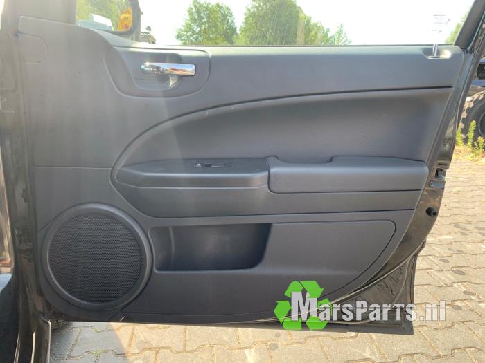 Dodge Caliber 2.0 16V Vehículo de desguace (2010, Negro)