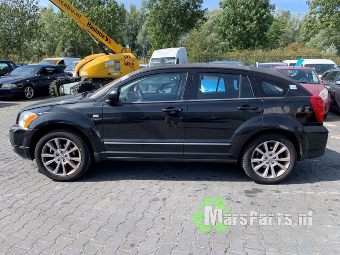 Dodge Caliber 2.0 16V Vehículo de desguace (2010, Negro)
