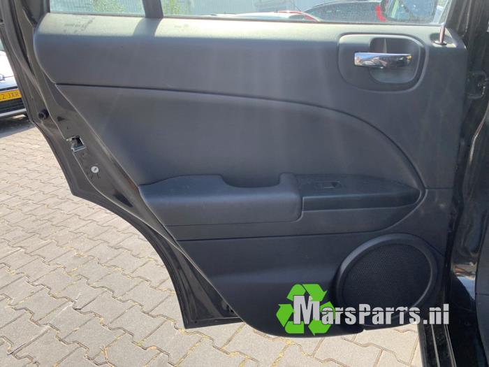 Dodge Caliber 2.0 16V Vehículo de desguace (2010, Negro)
