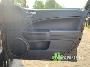 Dodge Caliber 2.0 16V Vehículo de desguace (2010, Negro)
