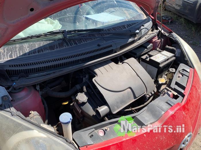 Toyota Aygo 1.0 12V VVT-i Vehículo de desguace (2007, Rojo)