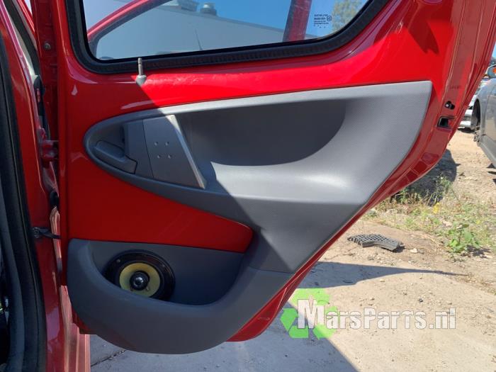 Toyota Aygo 1.0 12V VVT-i Vehículo de desguace (2007, Rojo)